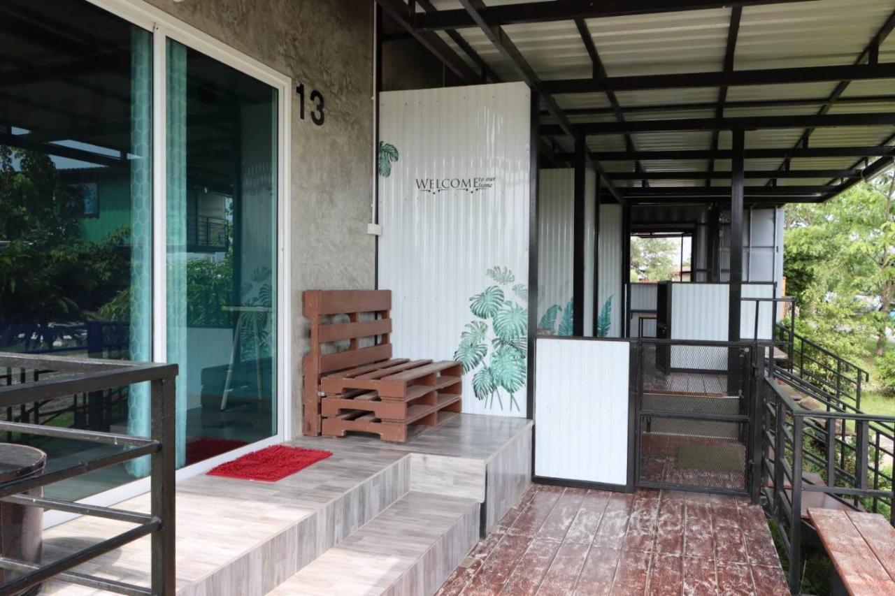 Smile Box Coffee & Resort Nong Hin Exteriör bild