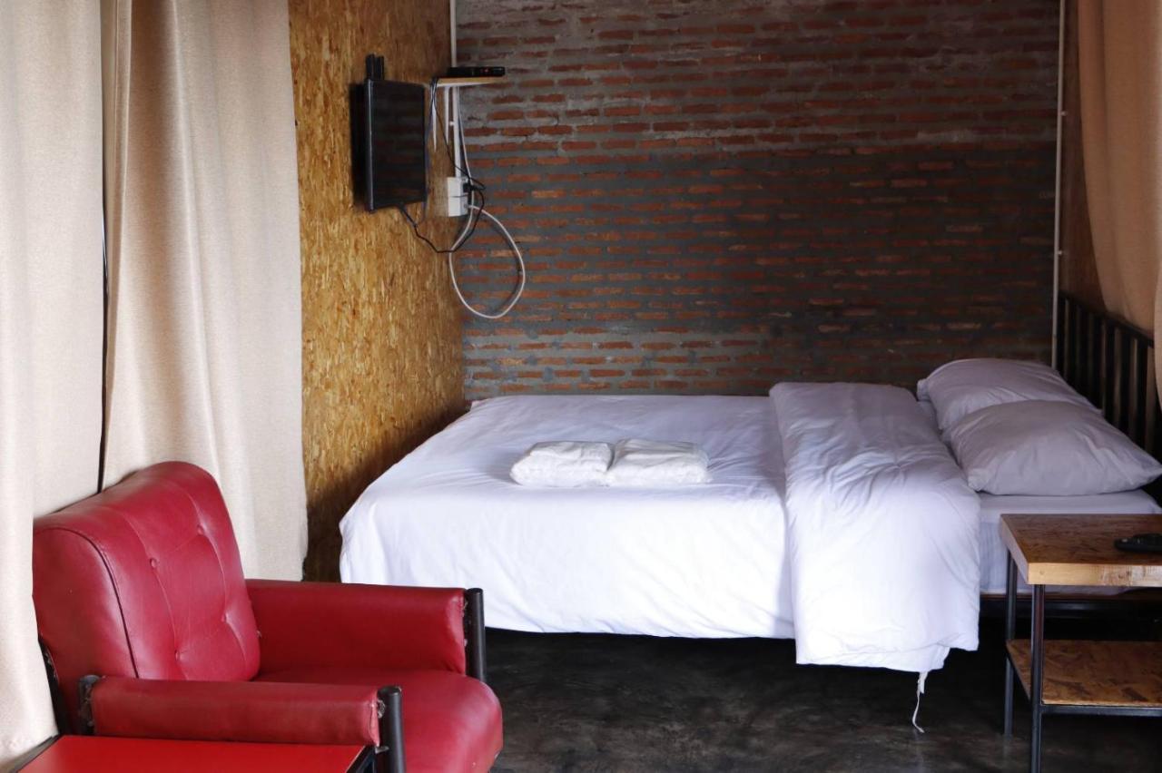 Smile Box Coffee & Resort Nong Hin Exteriör bild