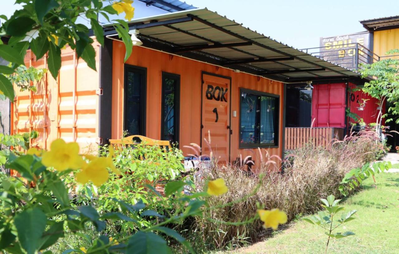 Smile Box Coffee & Resort Nong Hin Exteriör bild