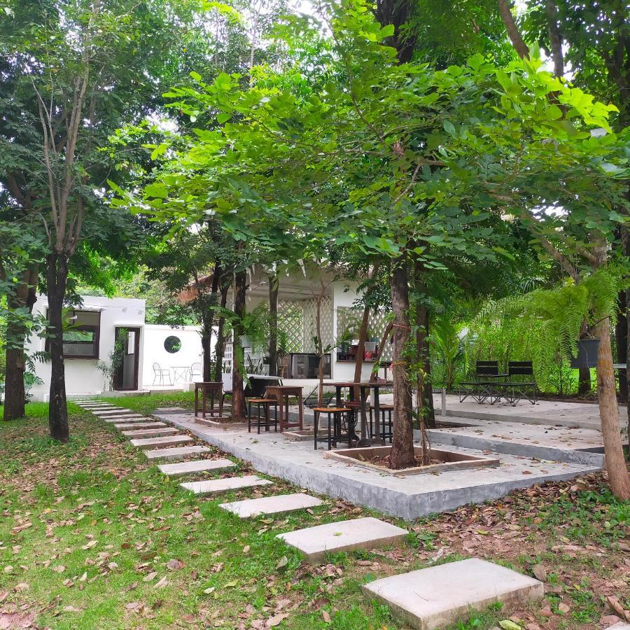 Smile Box Coffee & Resort Nong Hin Exteriör bild