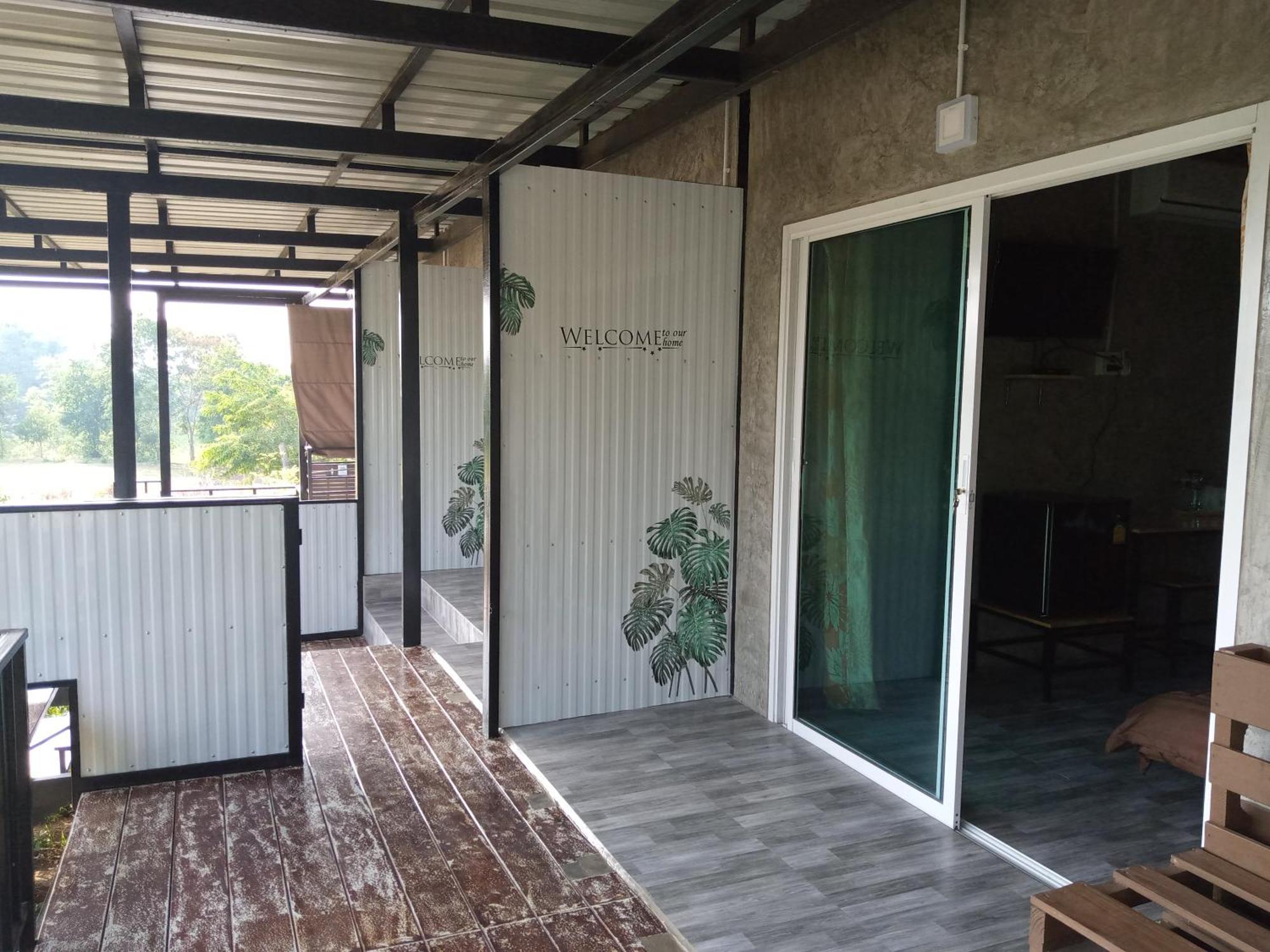 Smile Box Coffee & Resort Nong Hin Exteriör bild
